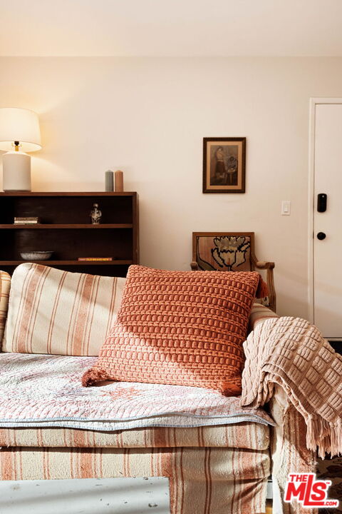 4252 Fair Ave Unit: 10
