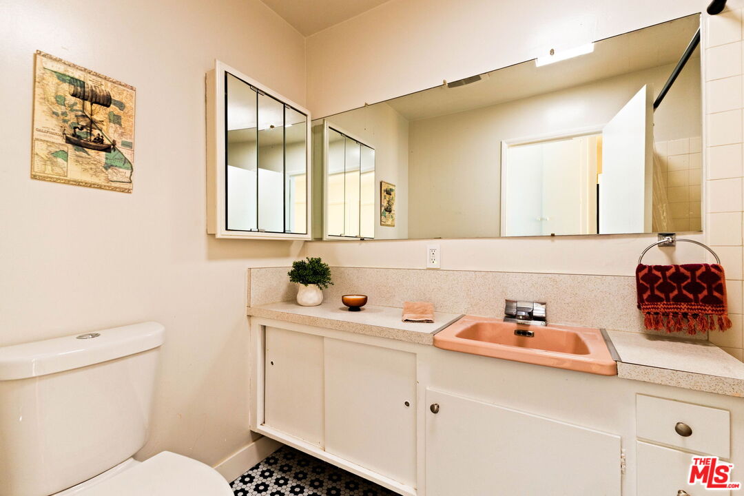 4252 Fair Ave Unit: 10