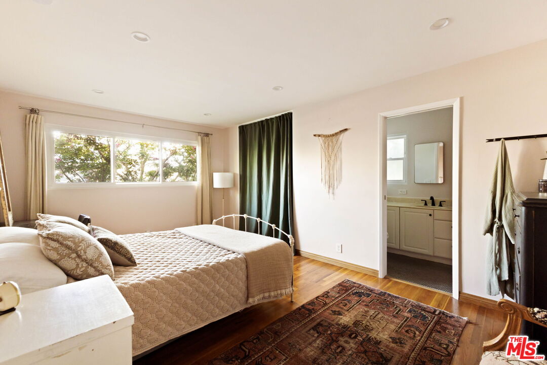 4252 Fair Ave Unit: 10