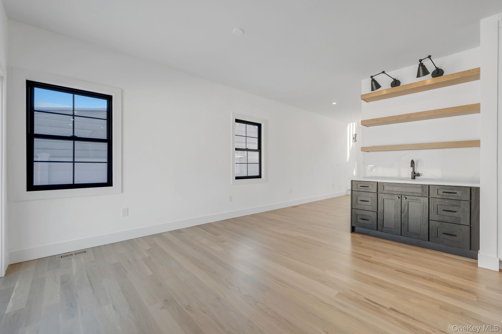 38 Pond Lane