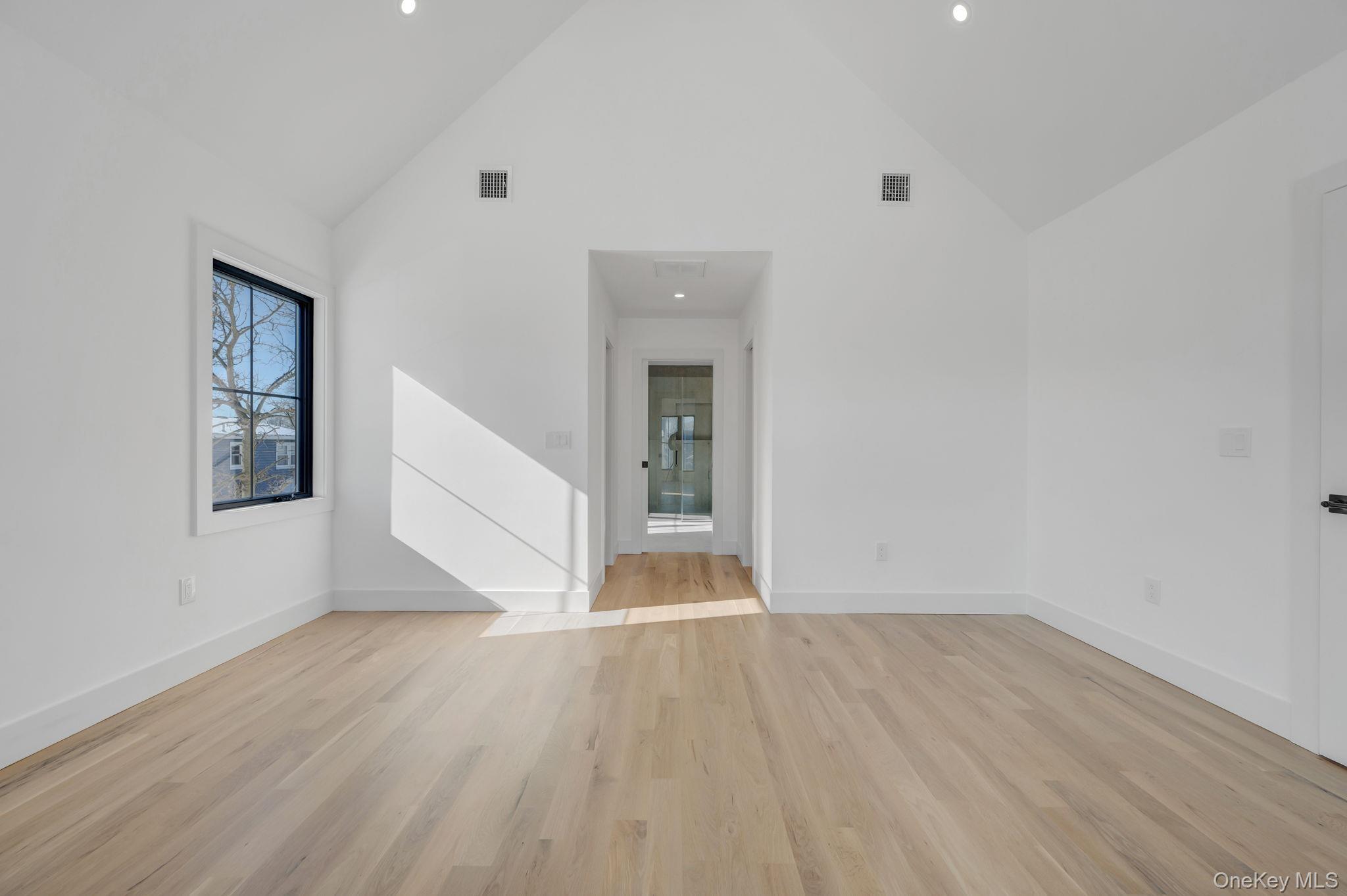 38 Pond Lane