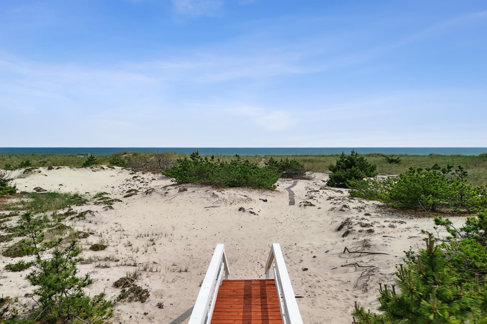 355 Dune Rd