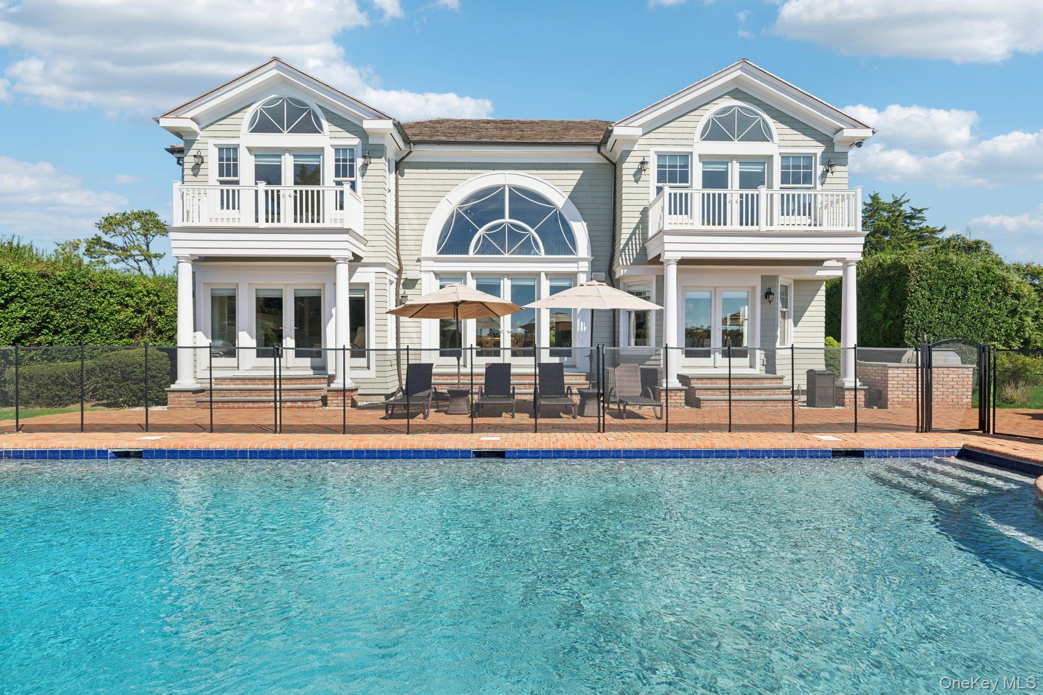 26 Sunset Avenue