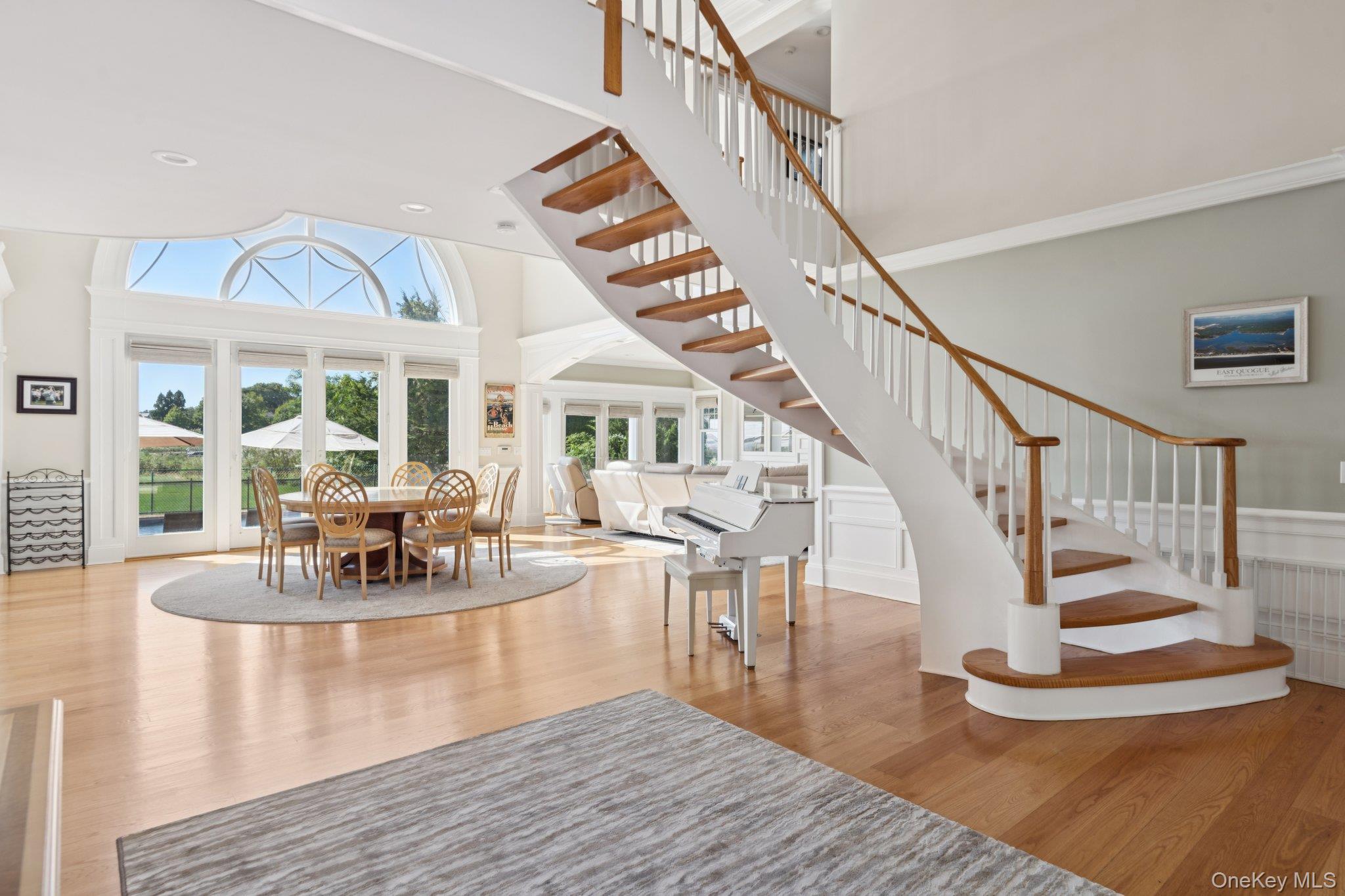 26 Sunset Avenue