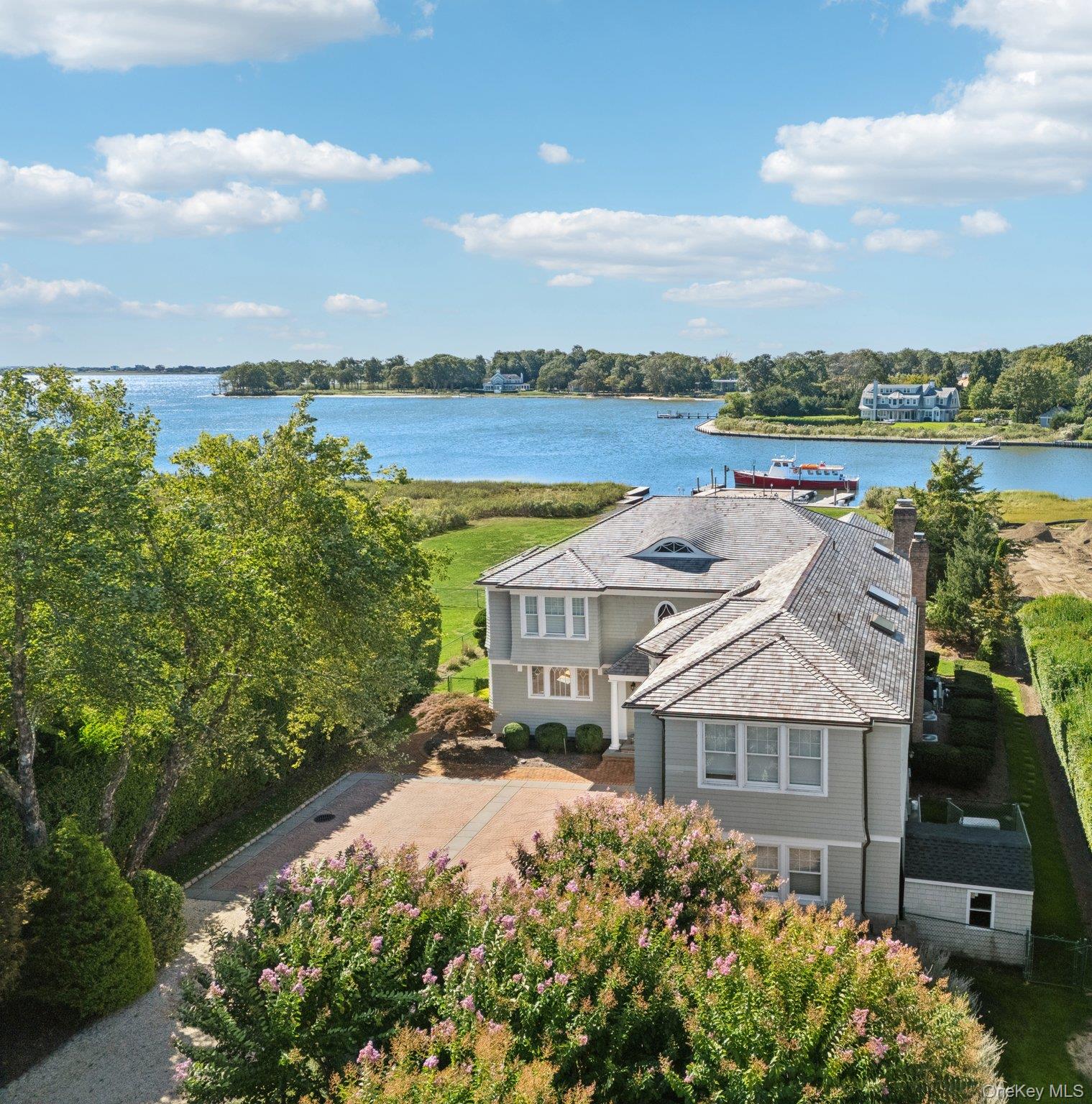26 Sunset Avenue