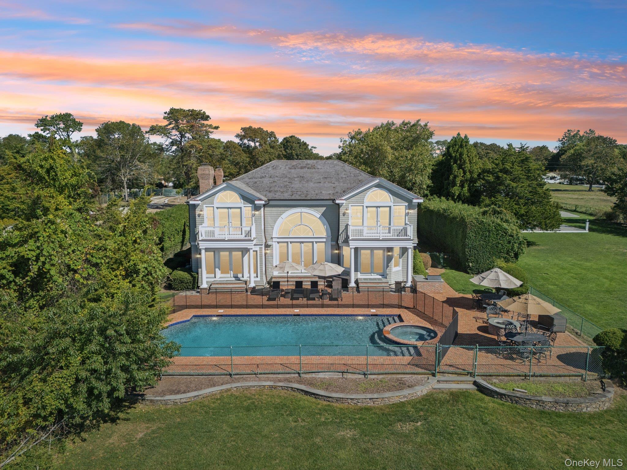 26 Sunset Avenue