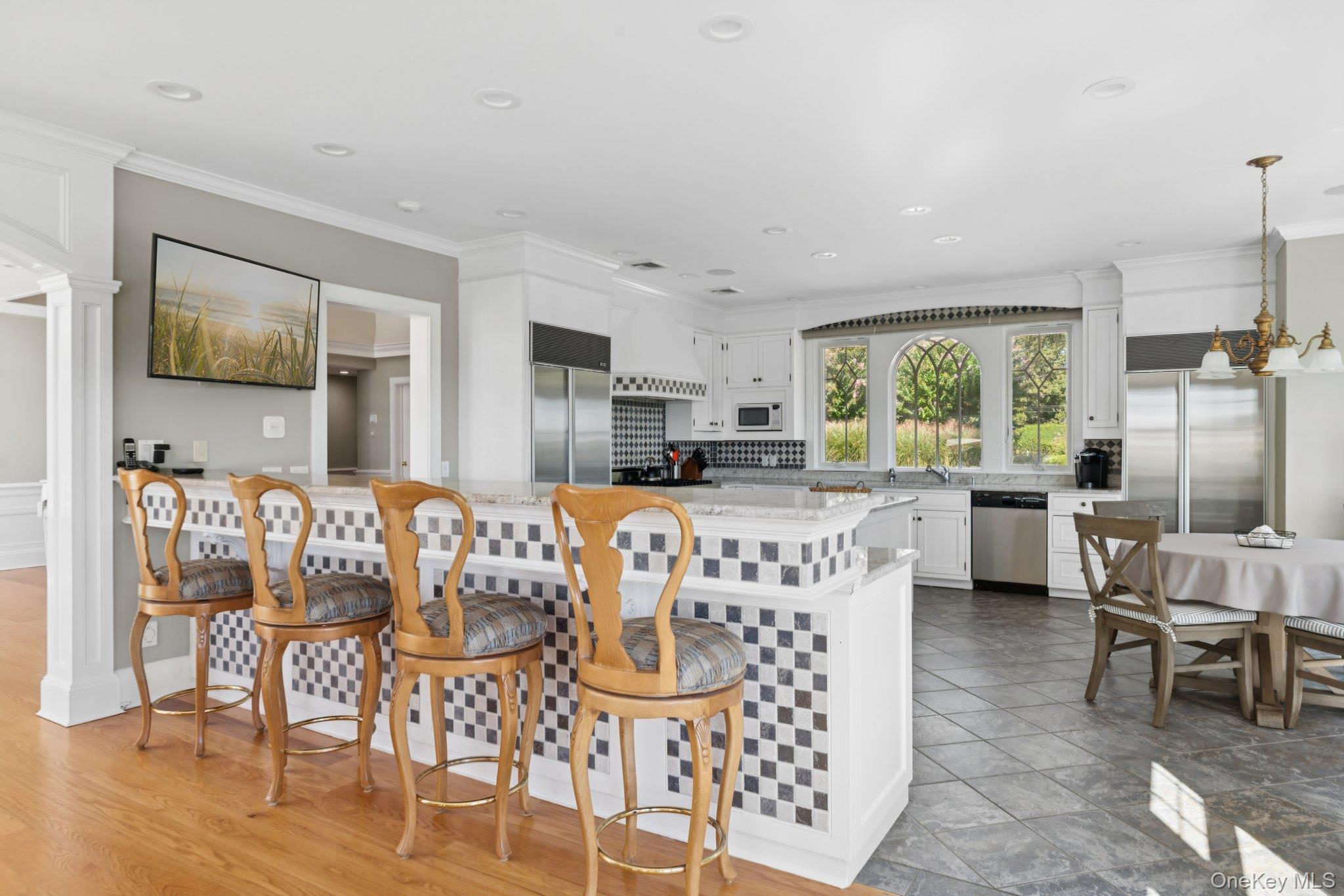 26 Sunset Avenue