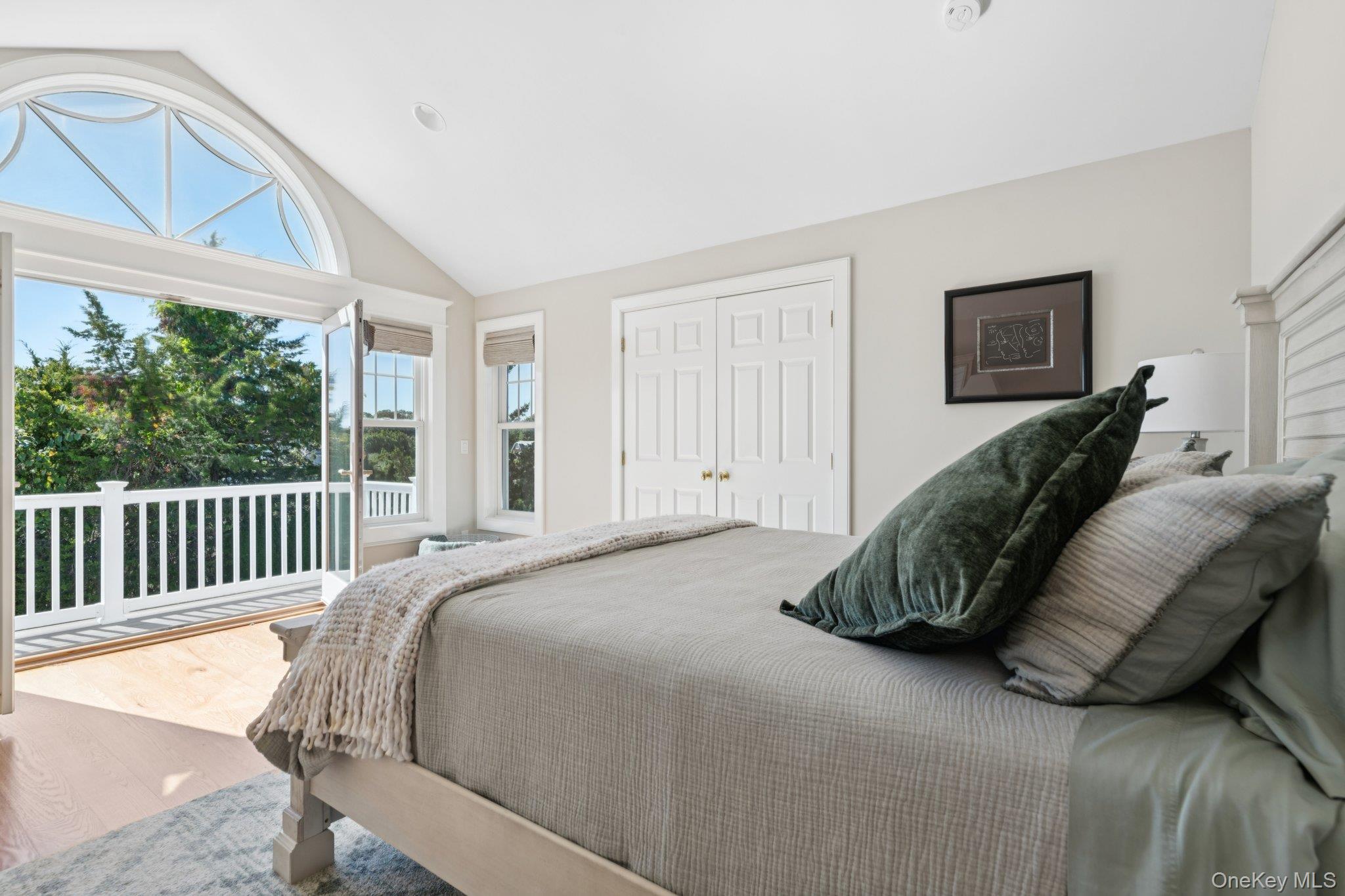 26 Sunset Avenue