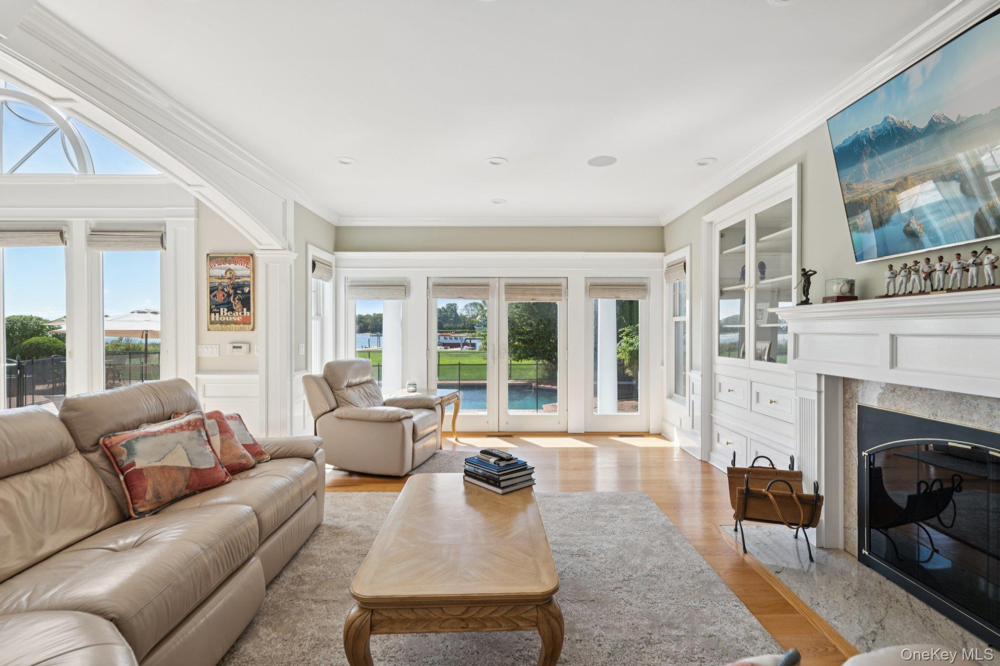 26 Sunset Avenue