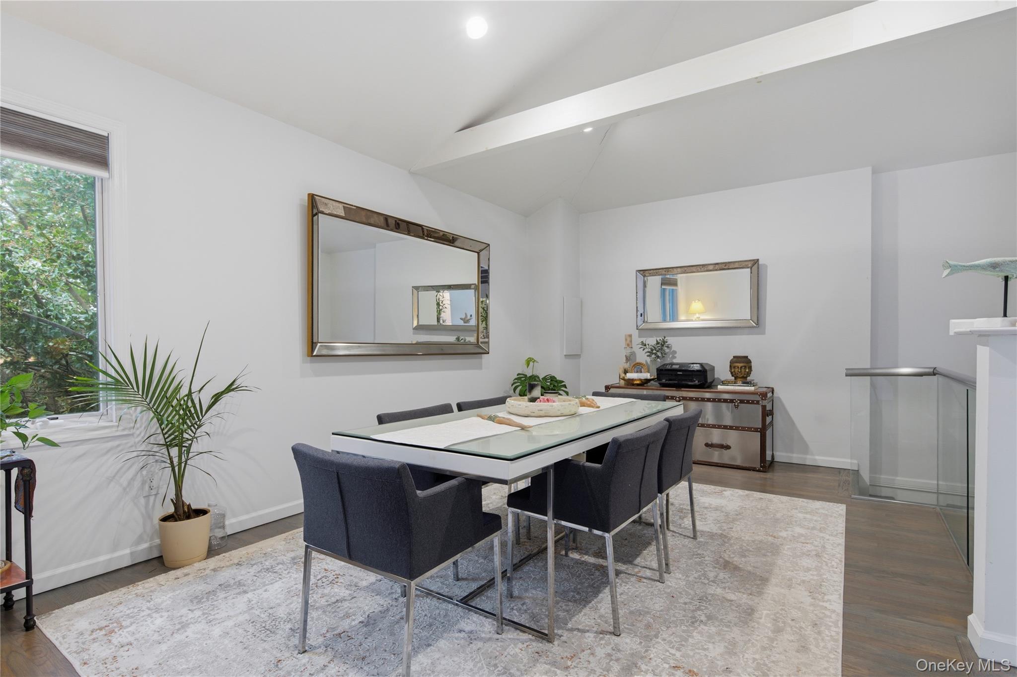 5 Argonne Road W