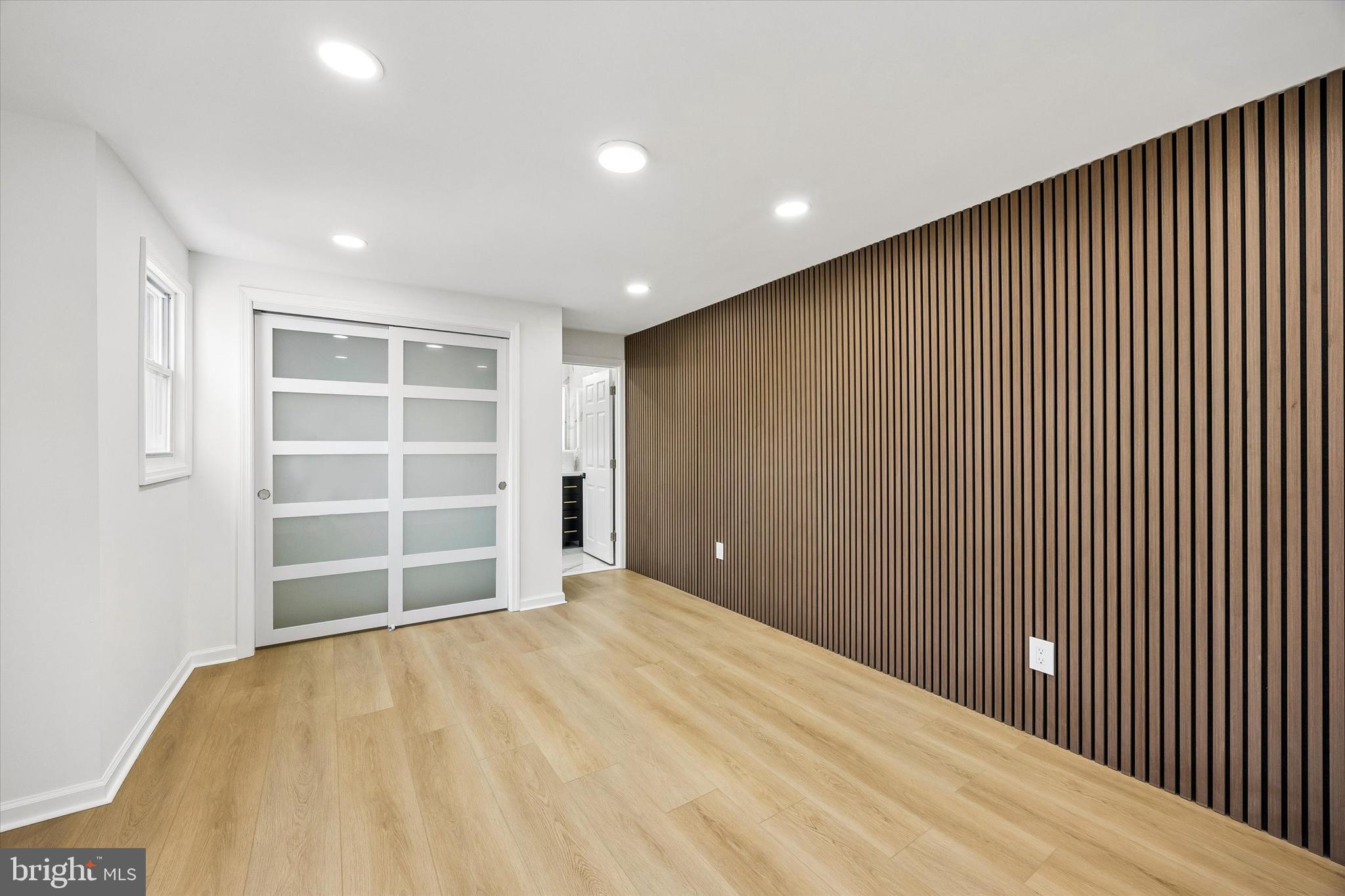 16 BUCKINGHAM ROAD