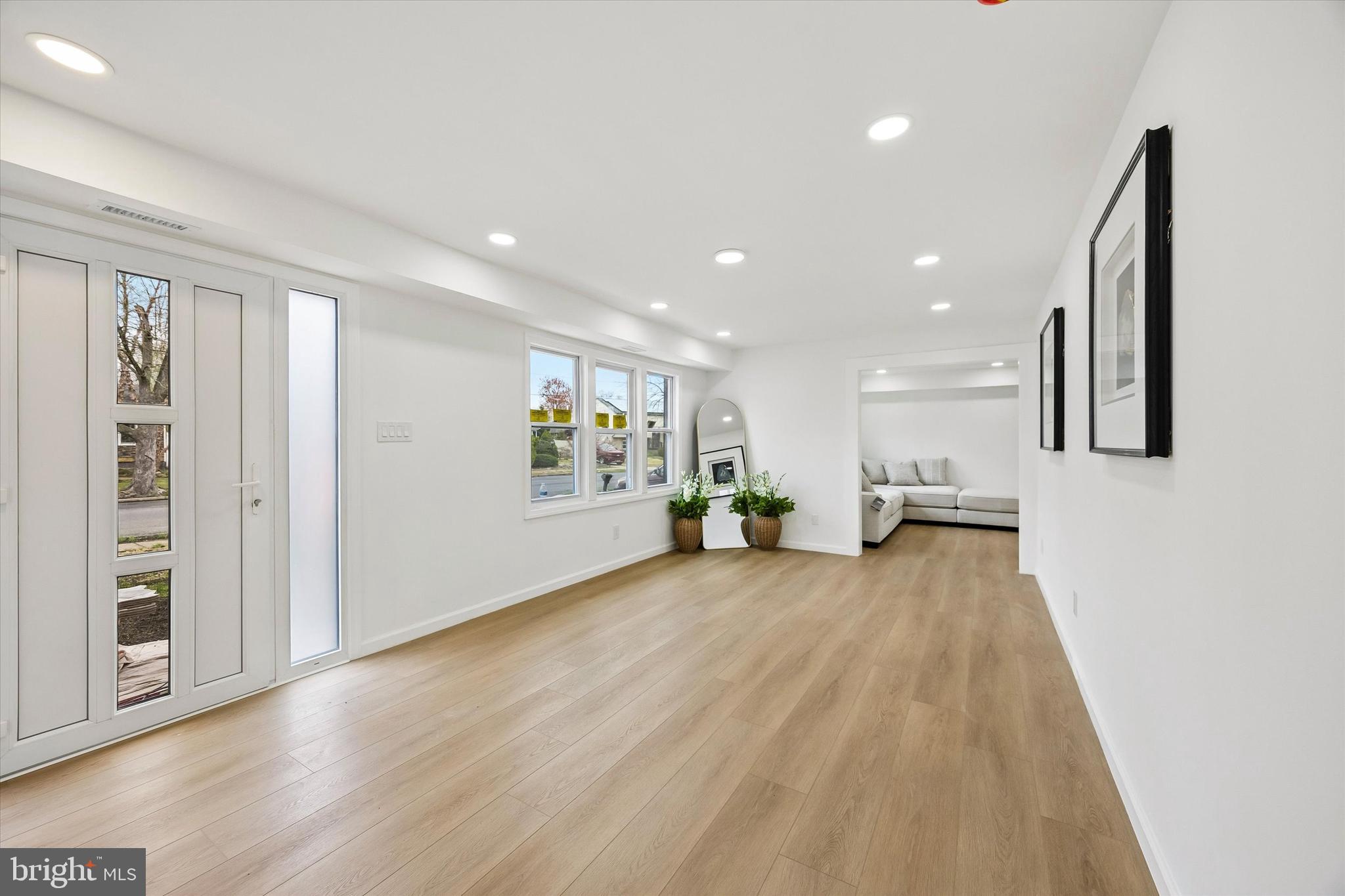 16 BUCKINGHAM ROAD