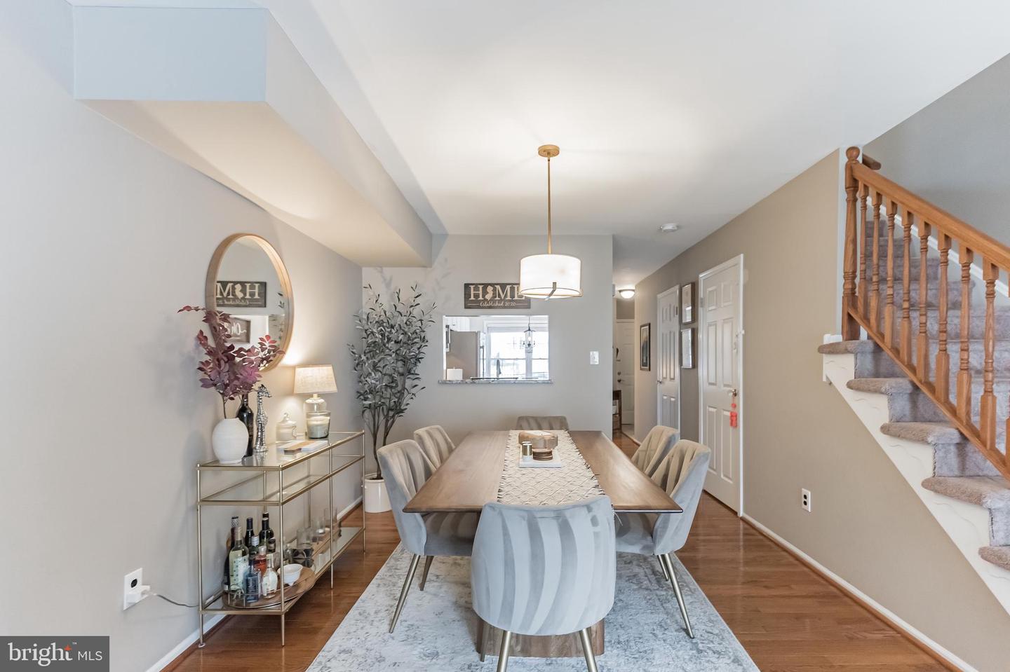 111 E BEECHWOOD AVENUE Unit: 10