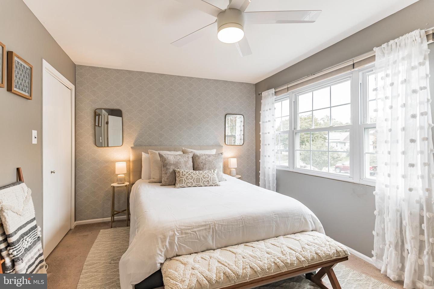 111 E BEECHWOOD AVENUE Unit: 10