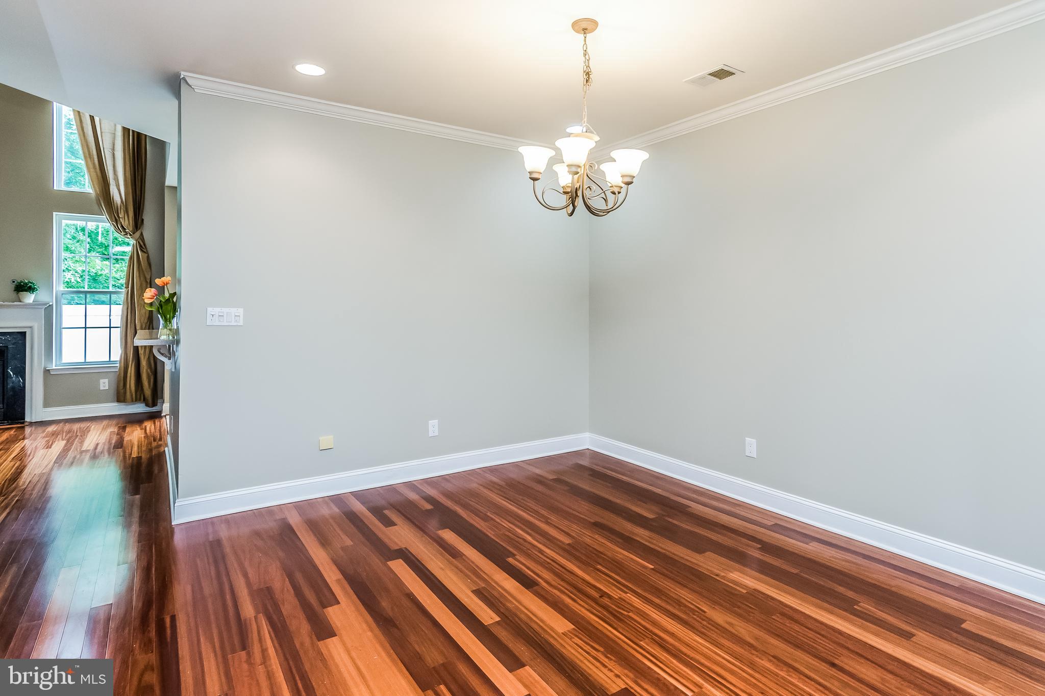 17 LANCASTER CT