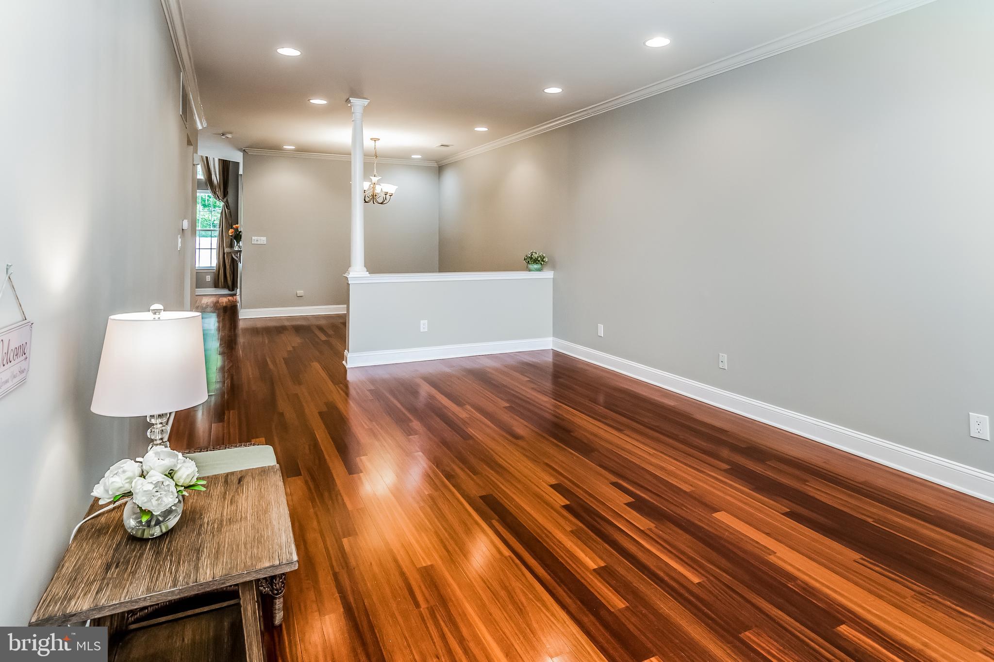17 LANCASTER CT