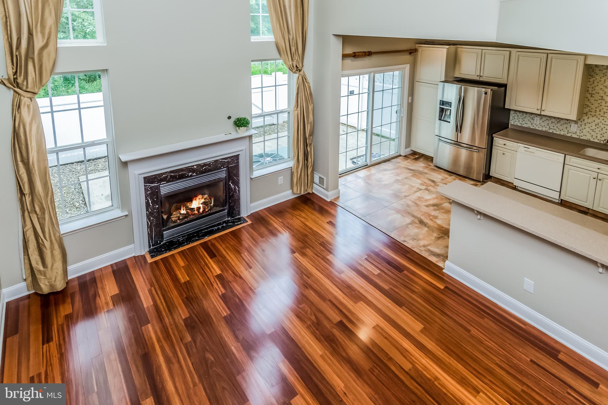 17 LANCASTER CT