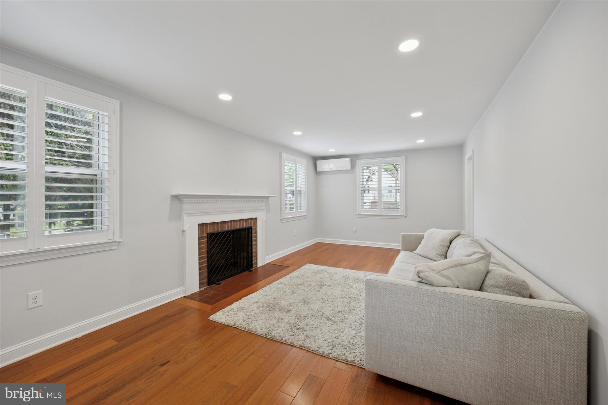 626 Lukens Ave