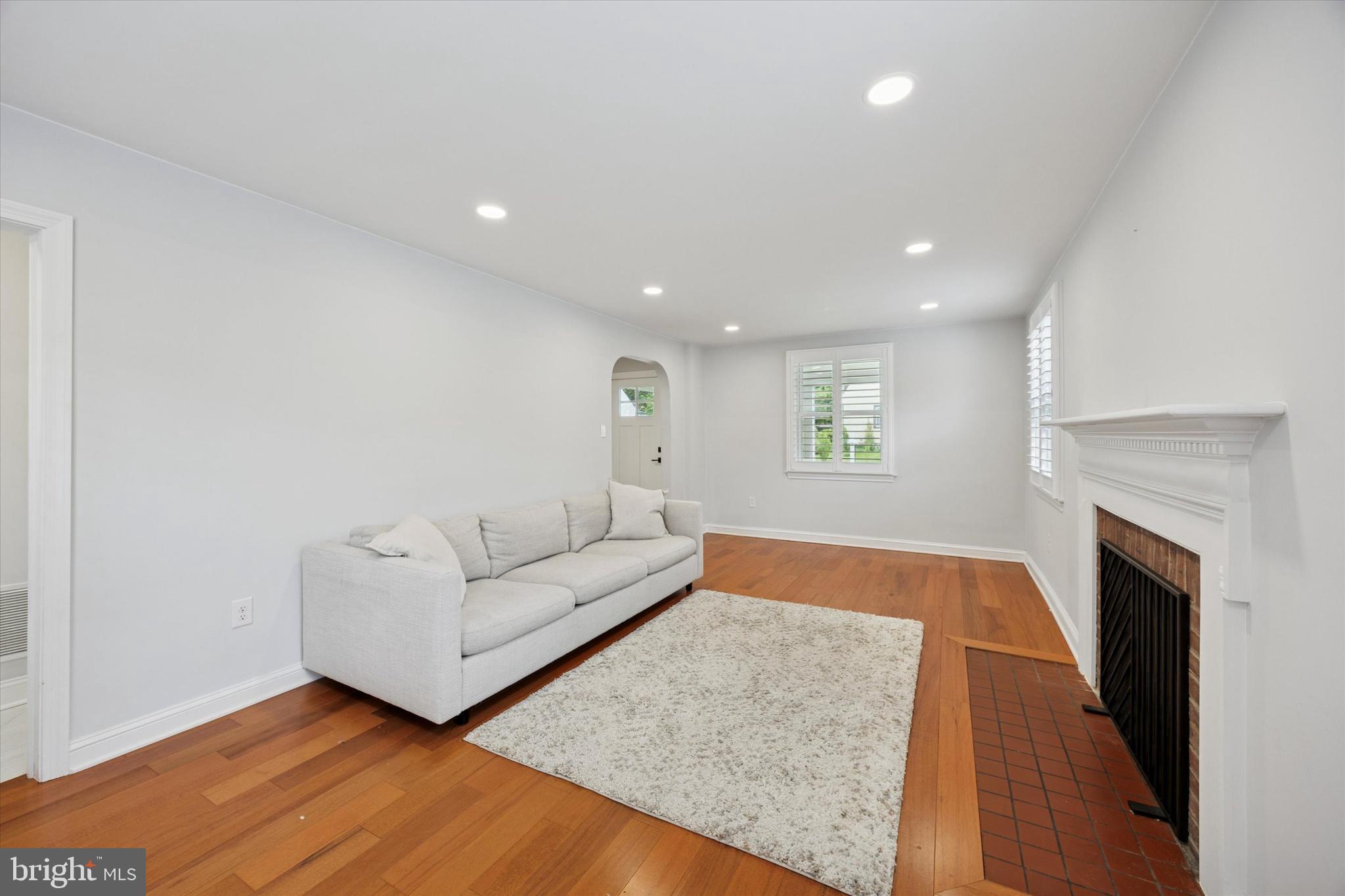 626 Lukens Ave