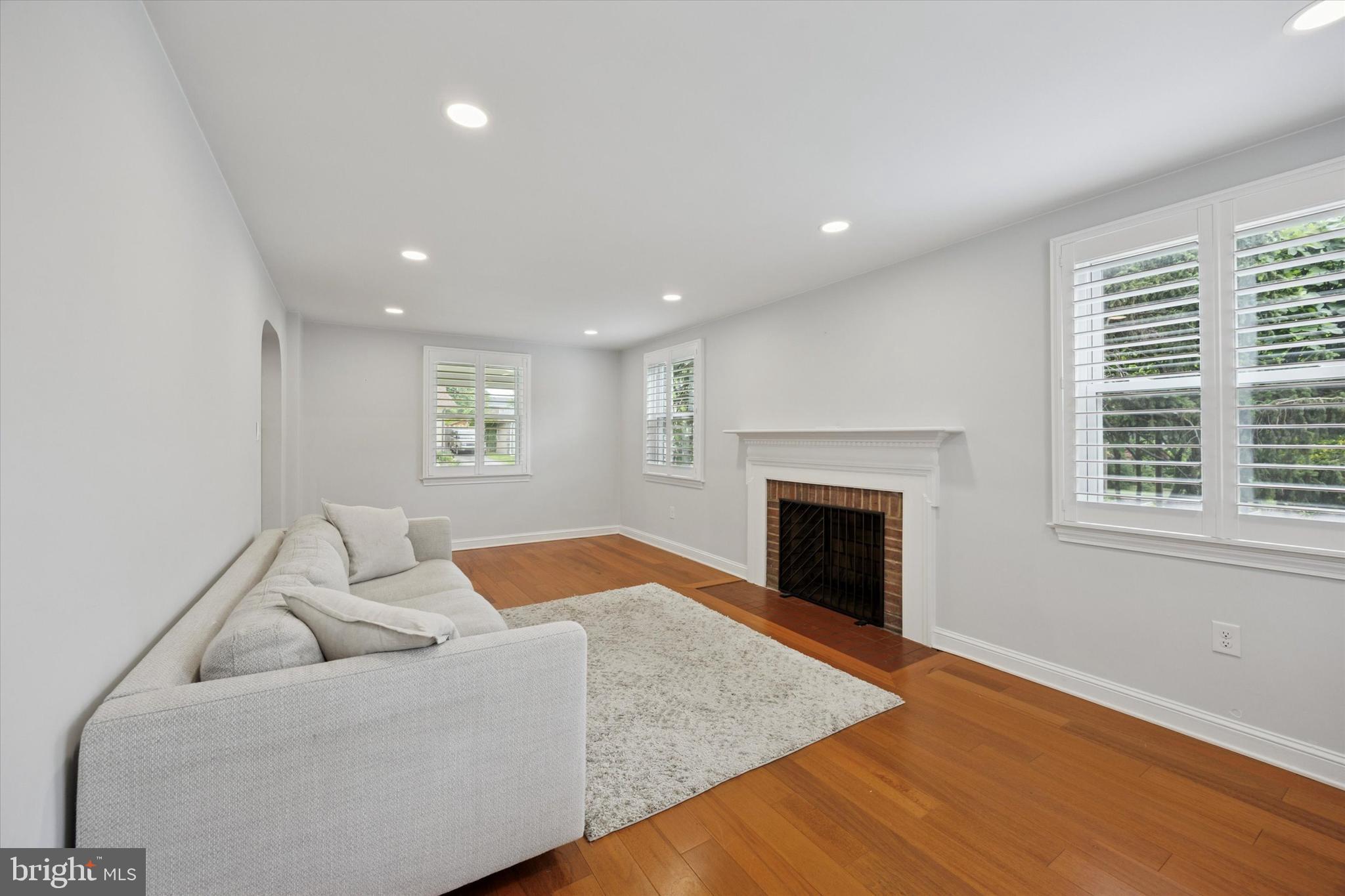 626 Lukens Ave