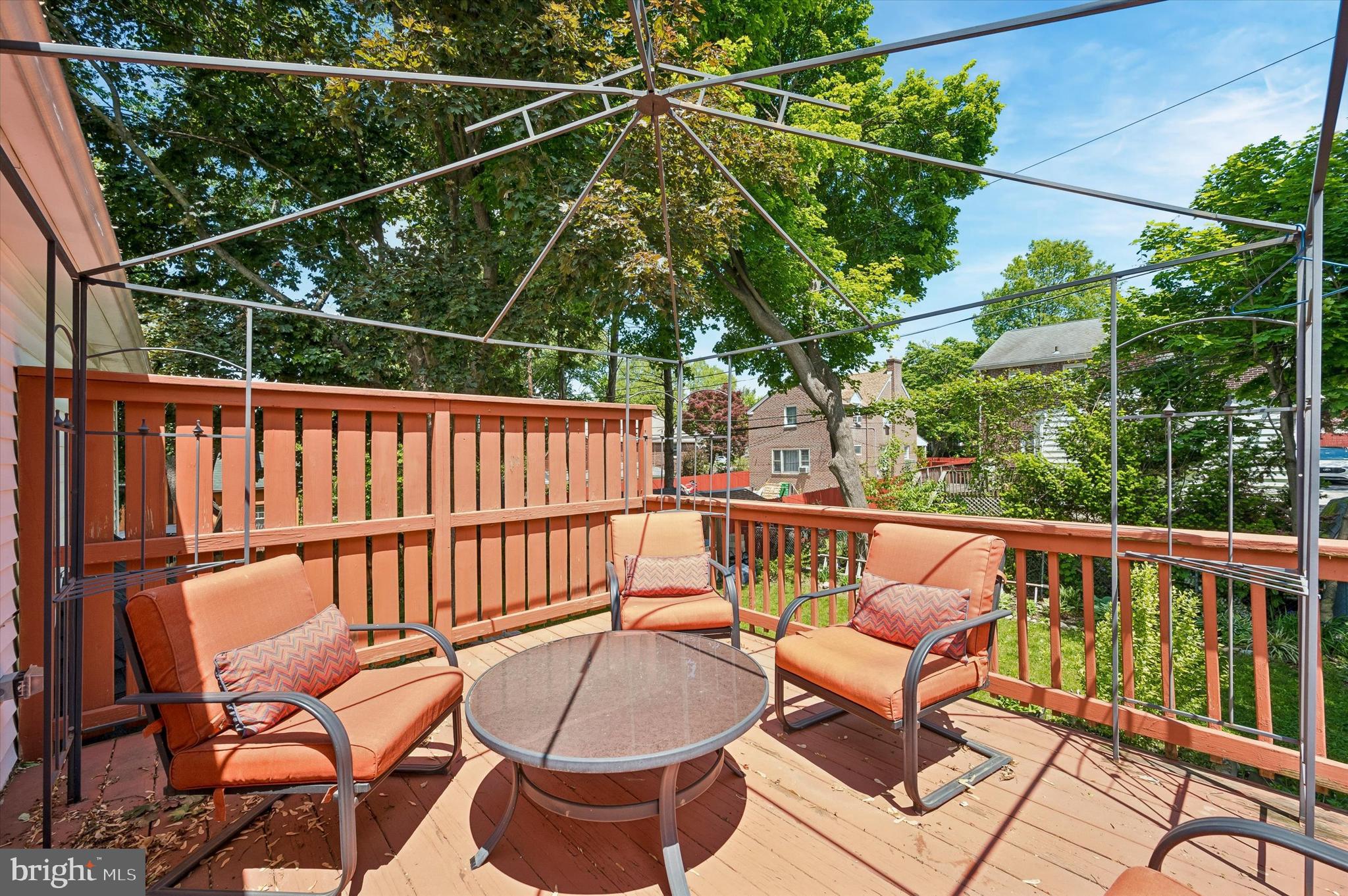 635 LUKENS AVENUE