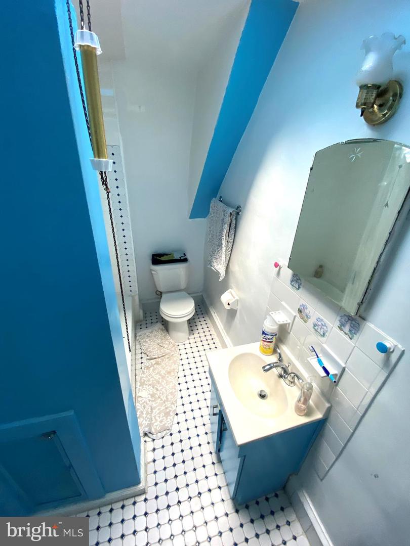 408 S 45TH STREET Unit: 3R