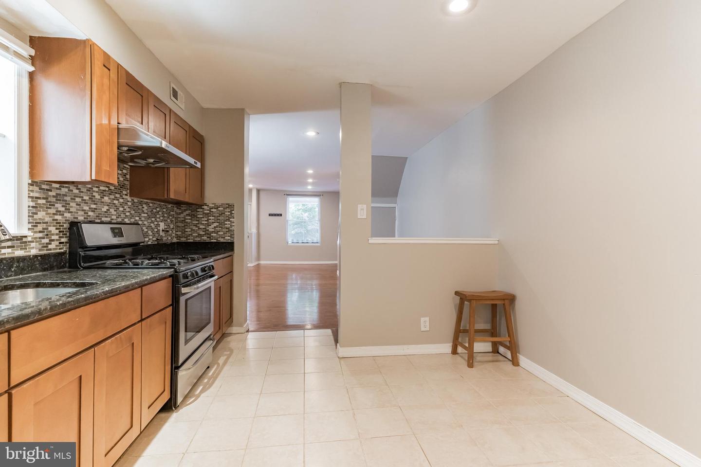 1837 S 21ST STREET