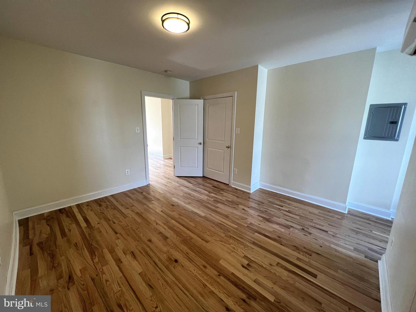 1431 W GIRARD AVENUE Unit: 3F
