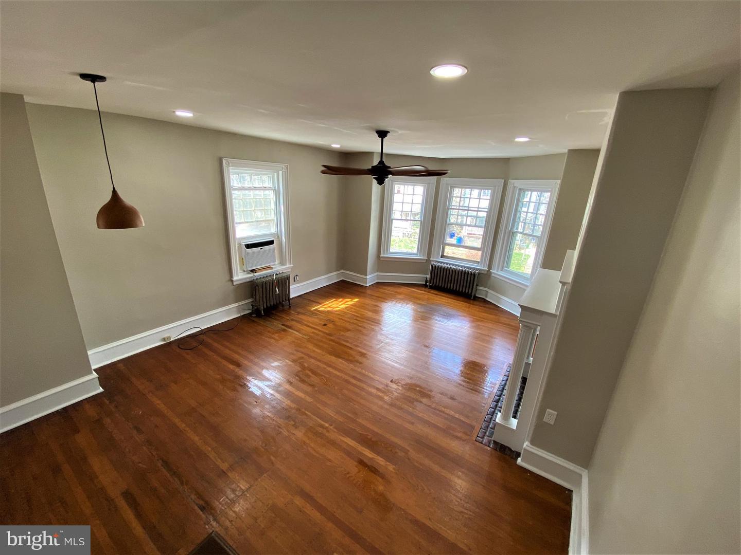 506 W HARVEY STREET Unit: 2