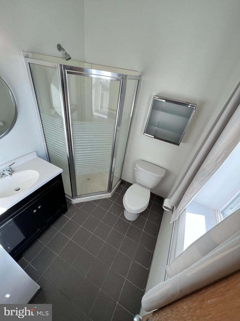 249 S 10TH STREET Unit: 3F