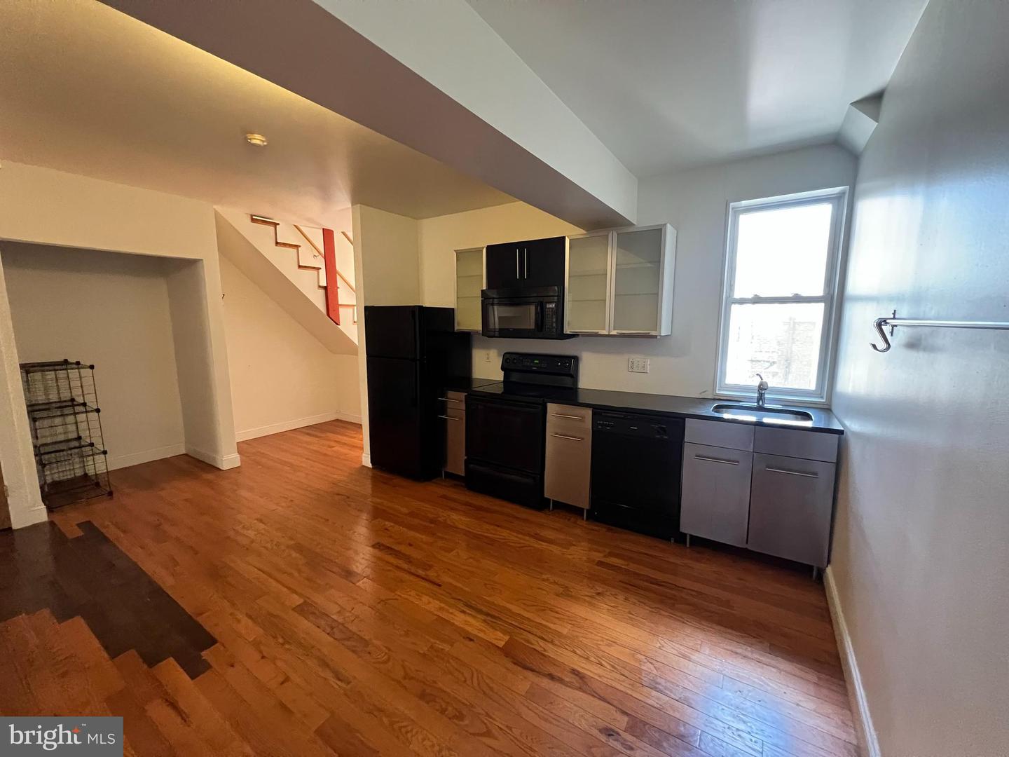 249 S 10TH STREET Unit: 3F