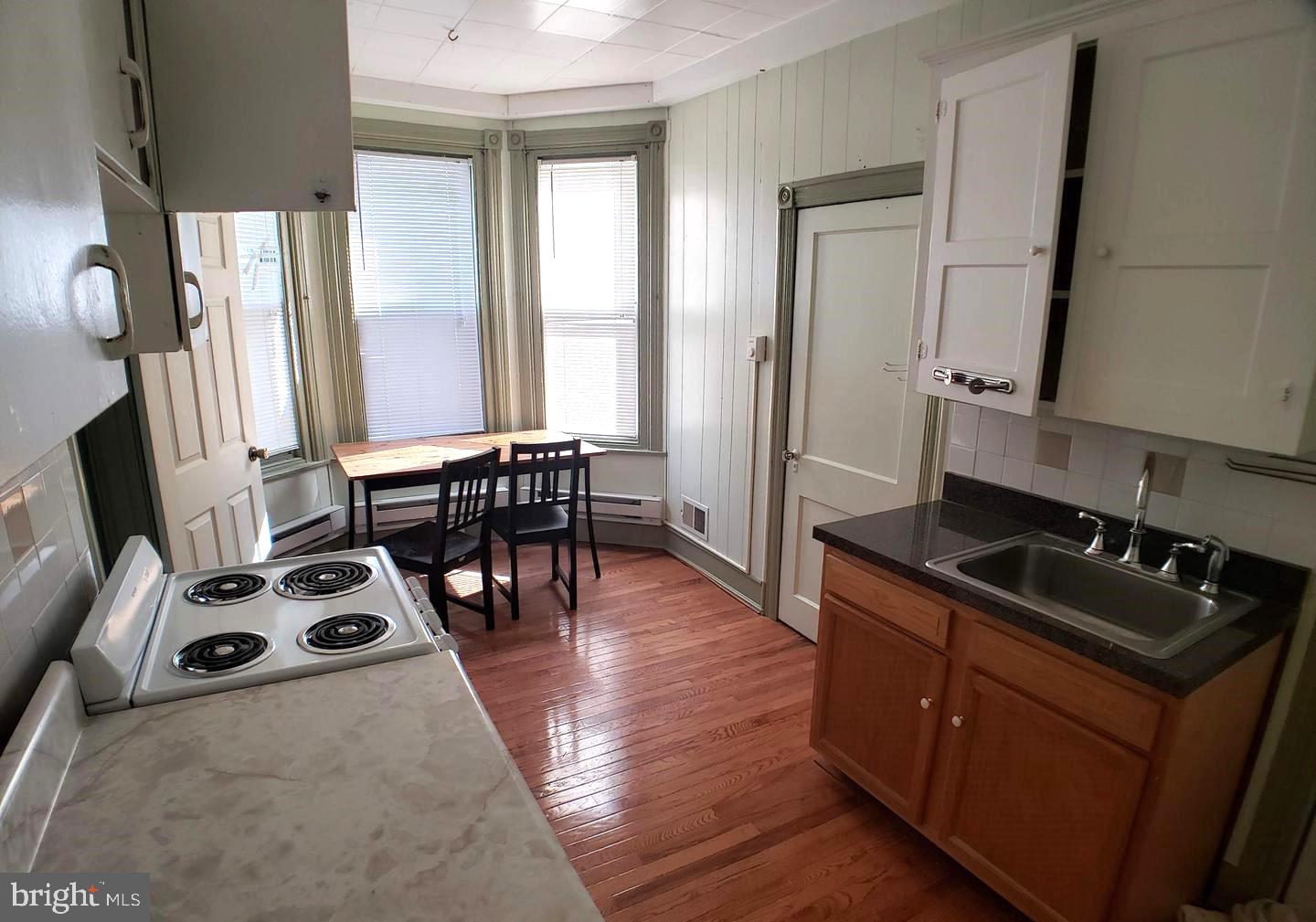 408 S 45TH STREET Unit: 2F