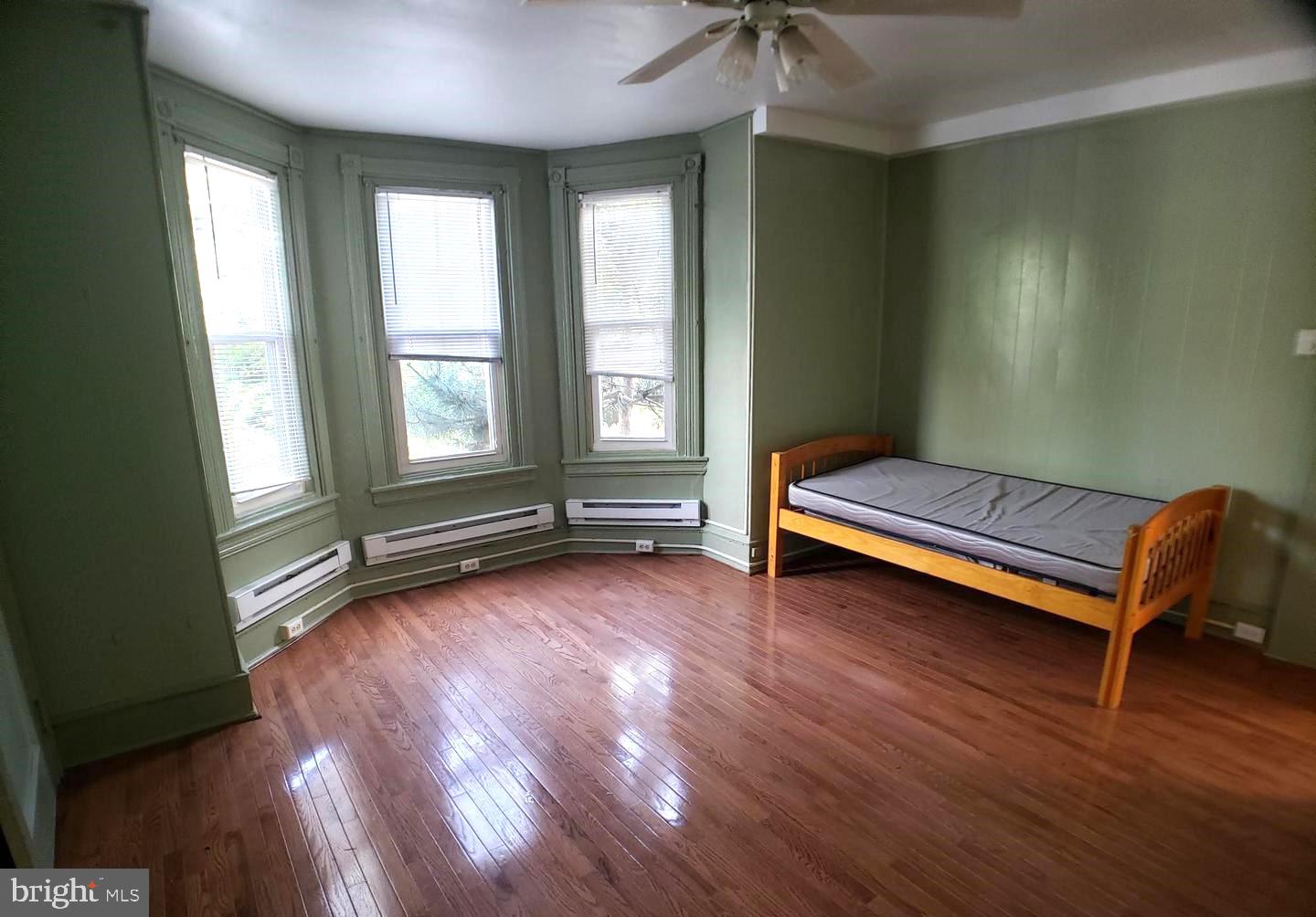 408 S 45TH STREET Unit: 2F