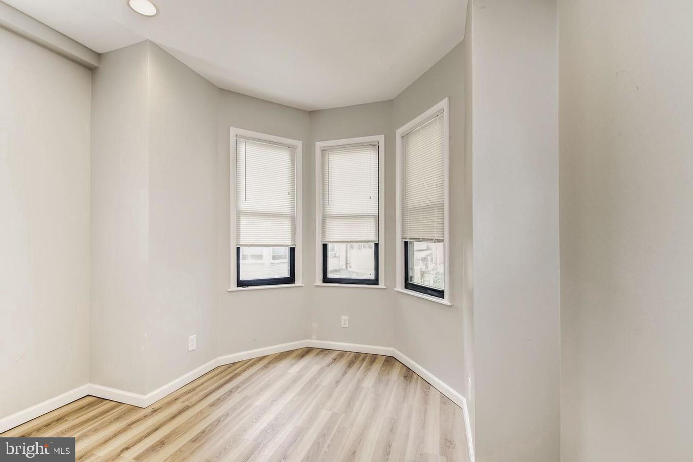 2343 N COLLEGE AVENUE Unit: 2