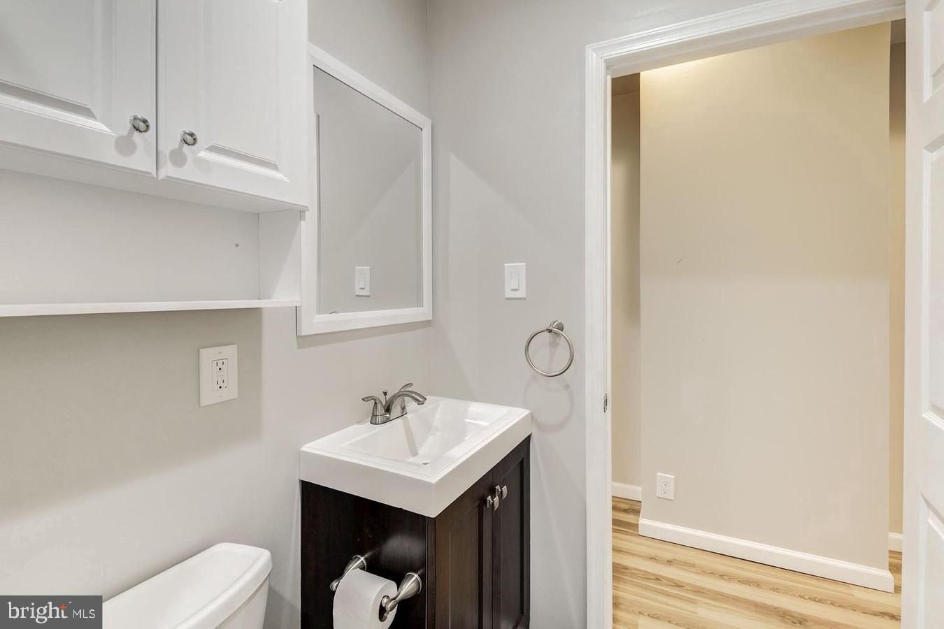 2343 N COLLEGE AVENUE Unit: 2