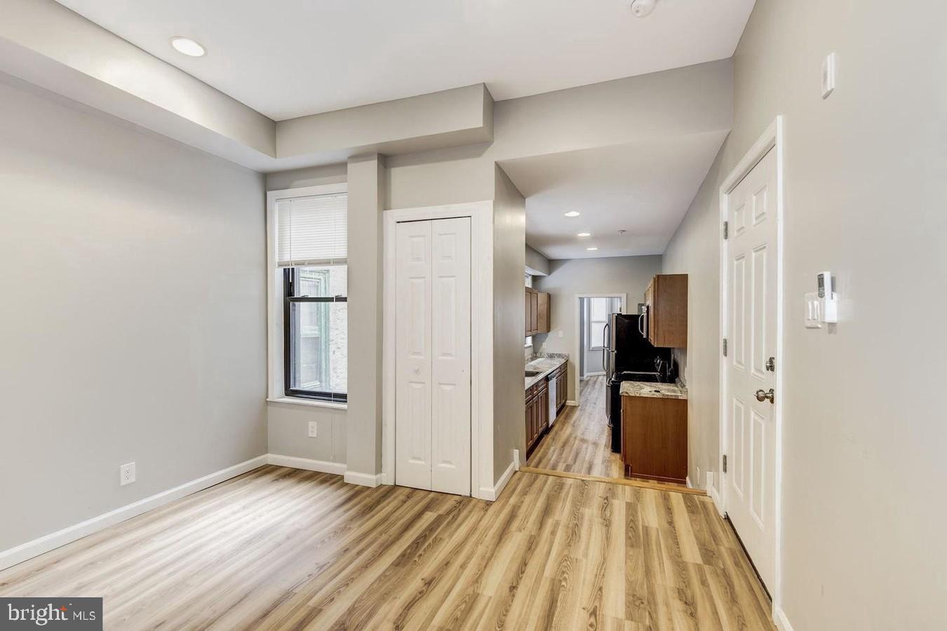 2343 N COLLEGE AVENUE Unit: 2