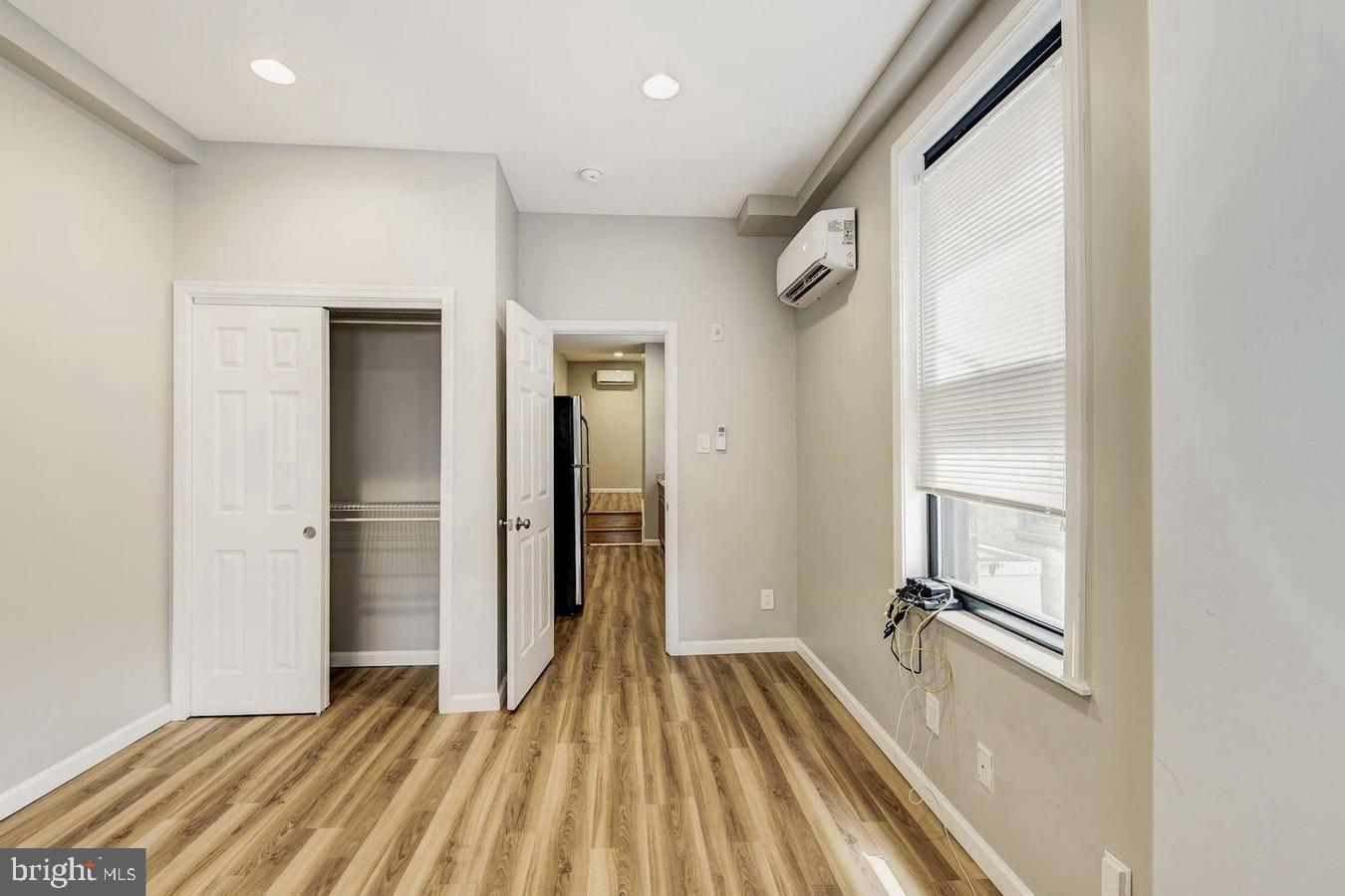2343 N COLLEGE AVENUE Unit: 2