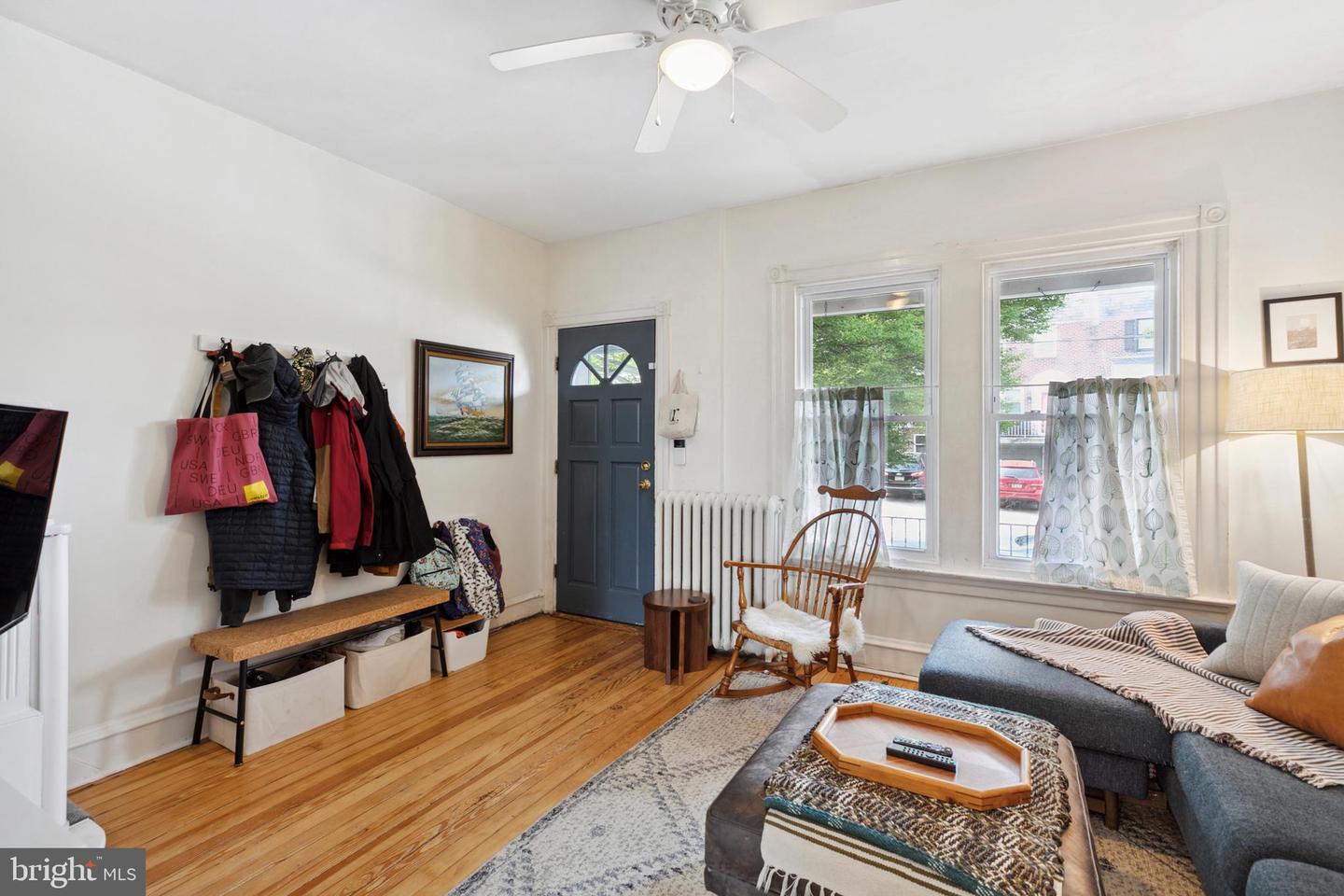 211 LAURISTON STREET