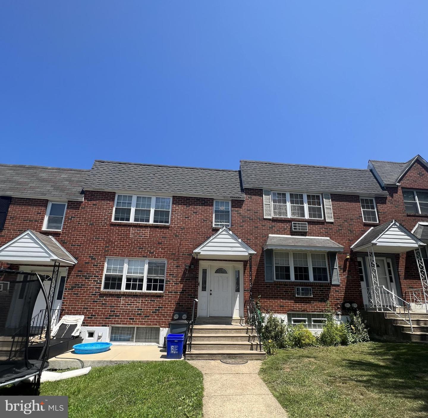3979 ROWENA DRIVE Unit: 2