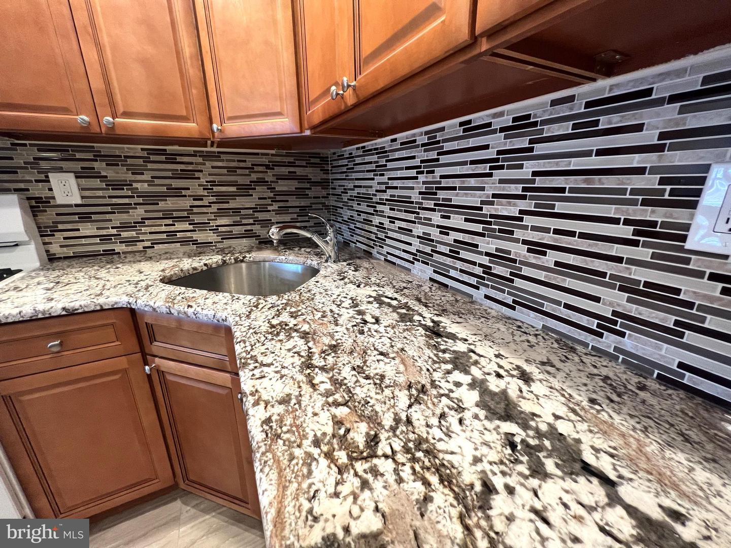 3979 ROWENA DRIVE Unit: 2