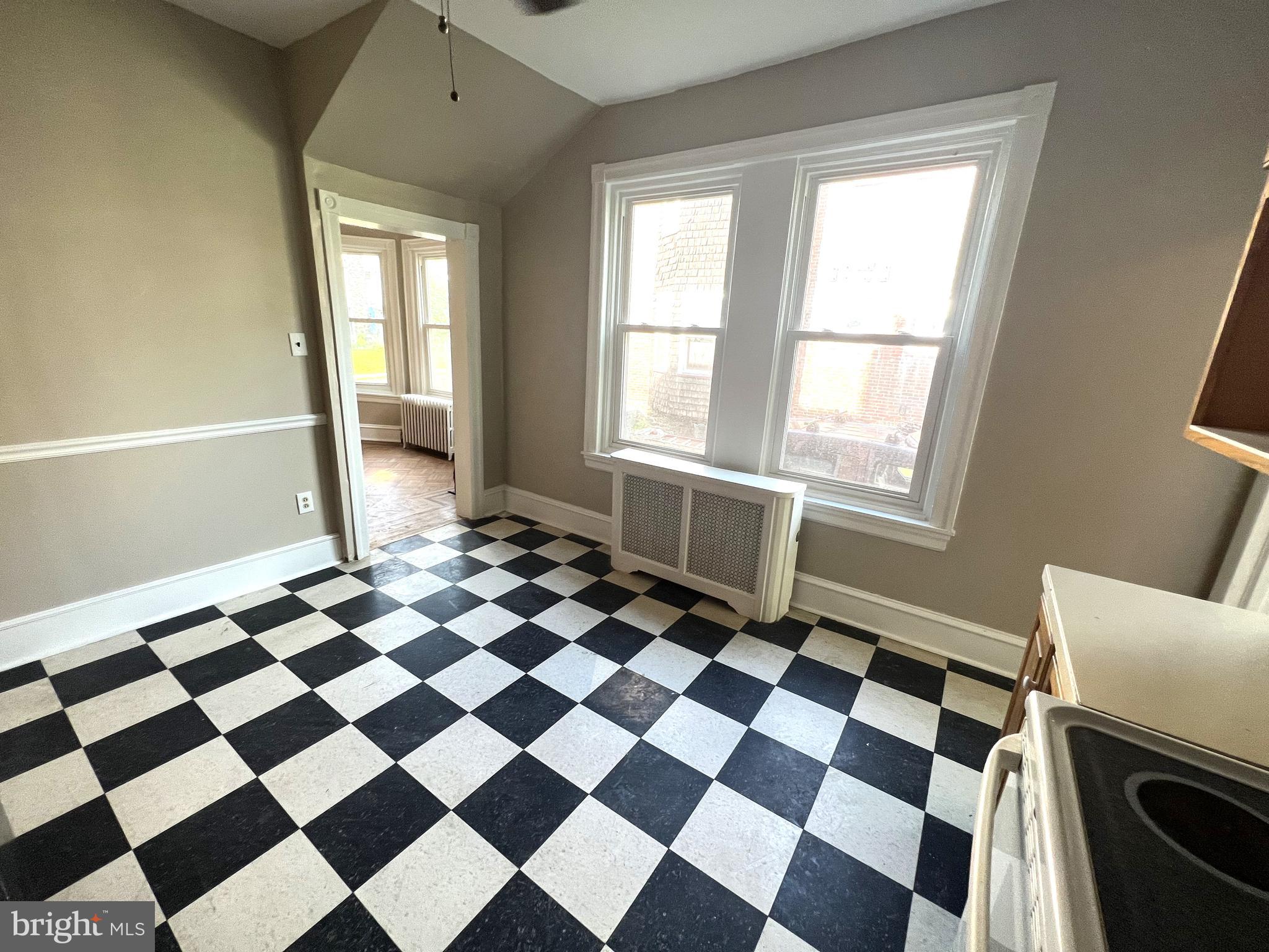 508 W HARVEY STREET Unit: 1