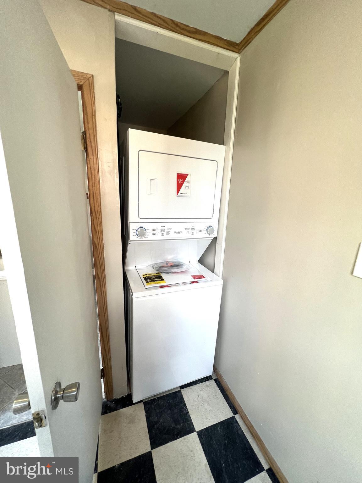 508 W HARVEY STREET Unit: 1