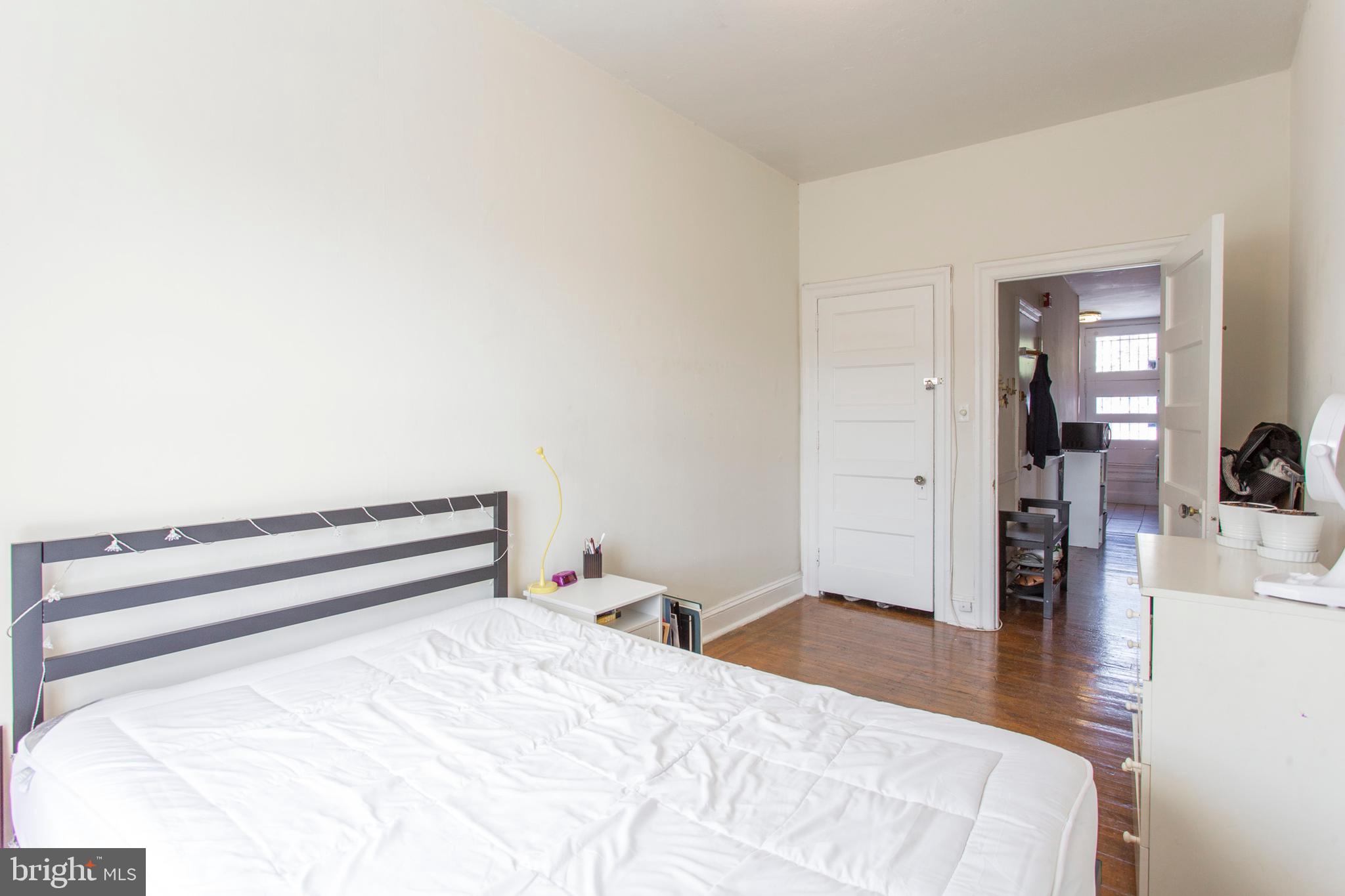1817 Pine STREET Unit: 4
