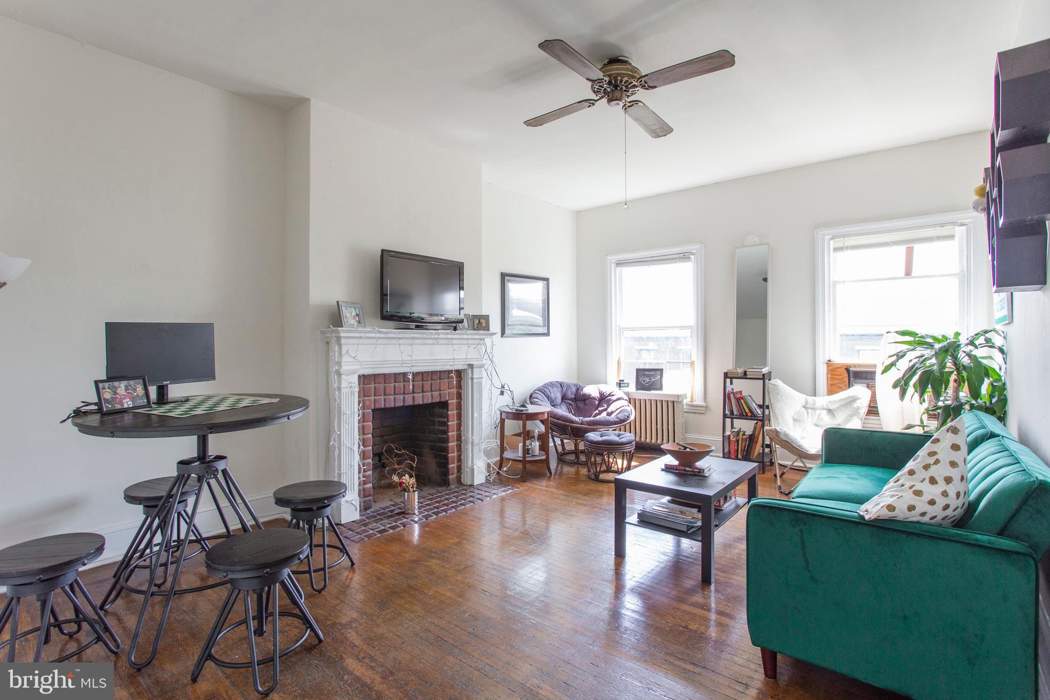 1817 Pine STREET Unit: 4