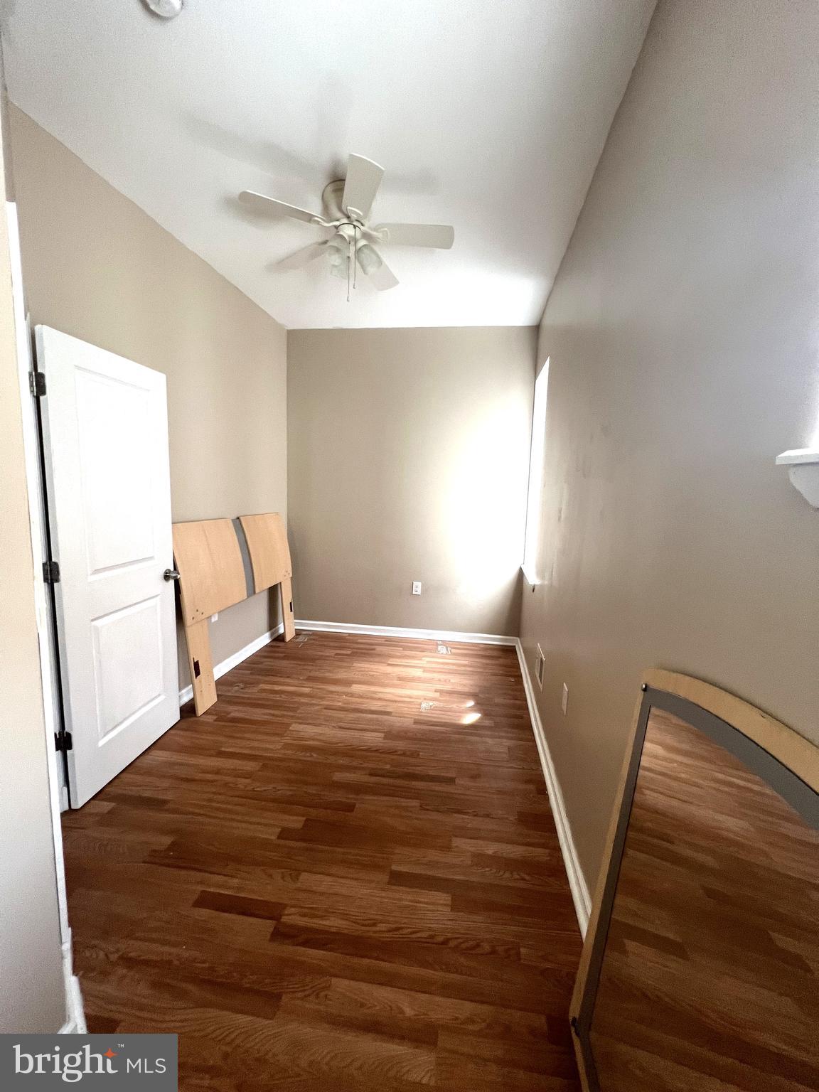 44 W Sharpnack STREET