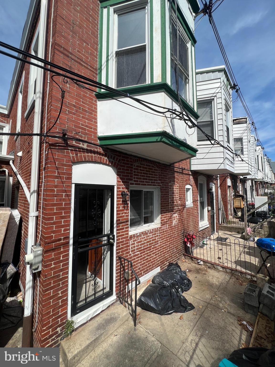 44 W Sharpnack STREET