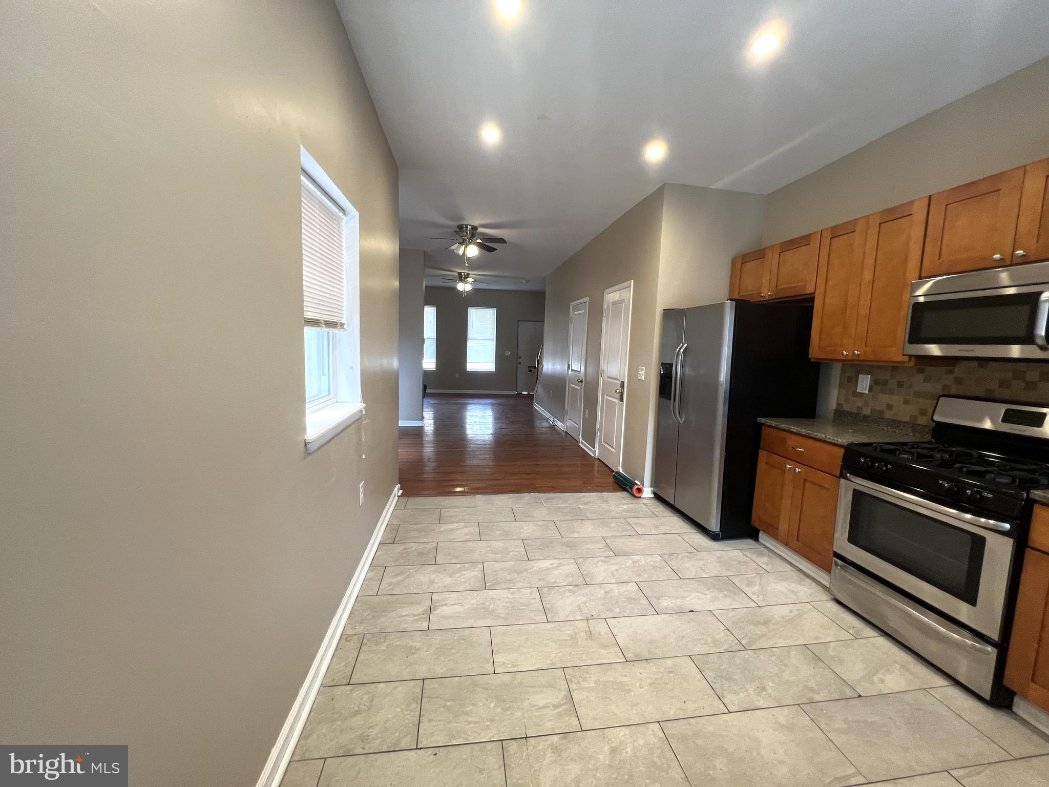 44 W Sharpnack STREET
