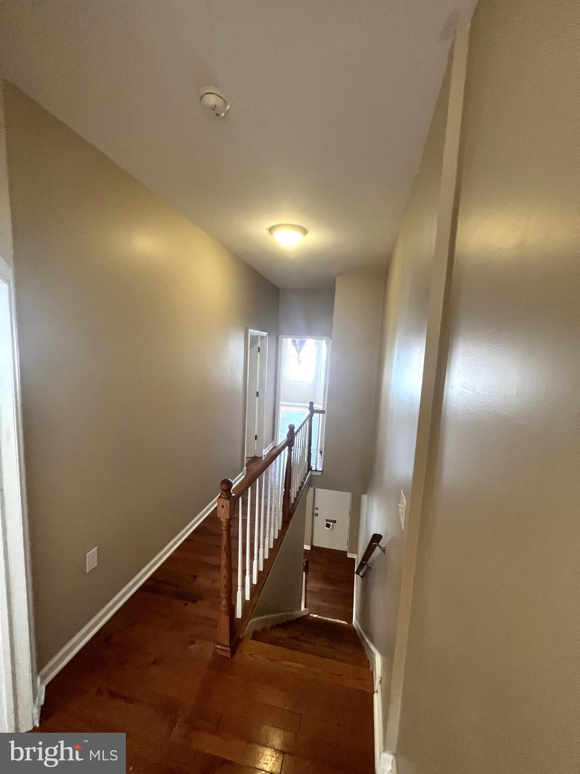 44 W Sharpnack STREET