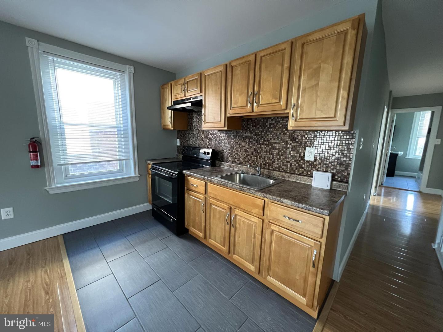 1419 N 61st STREET Unit: APT B