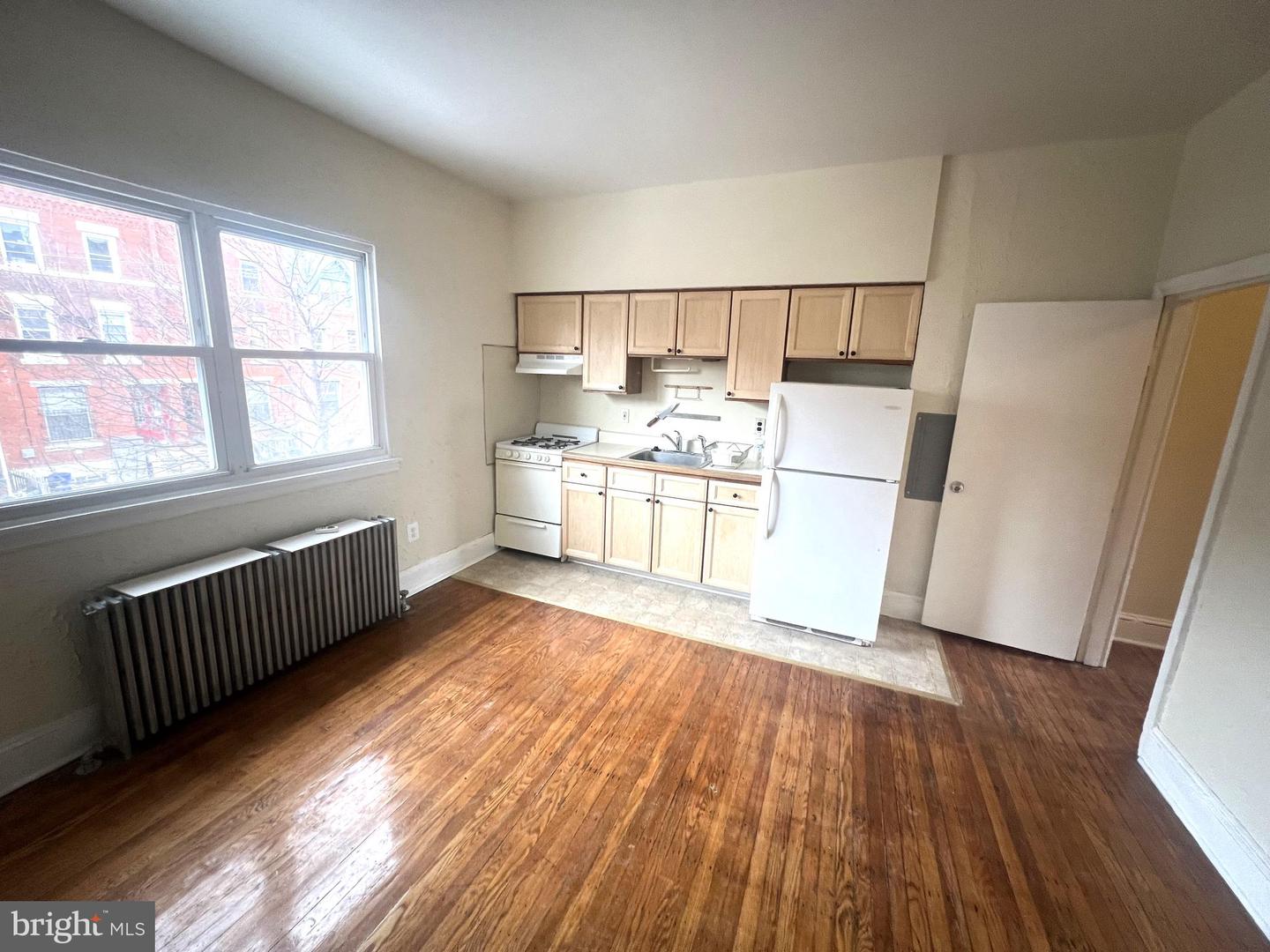253 S 44th Street Unit: 2F